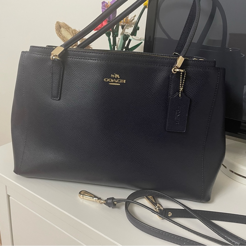 Coach tote bag navy good condition